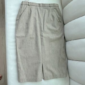 Wool taupe skirt